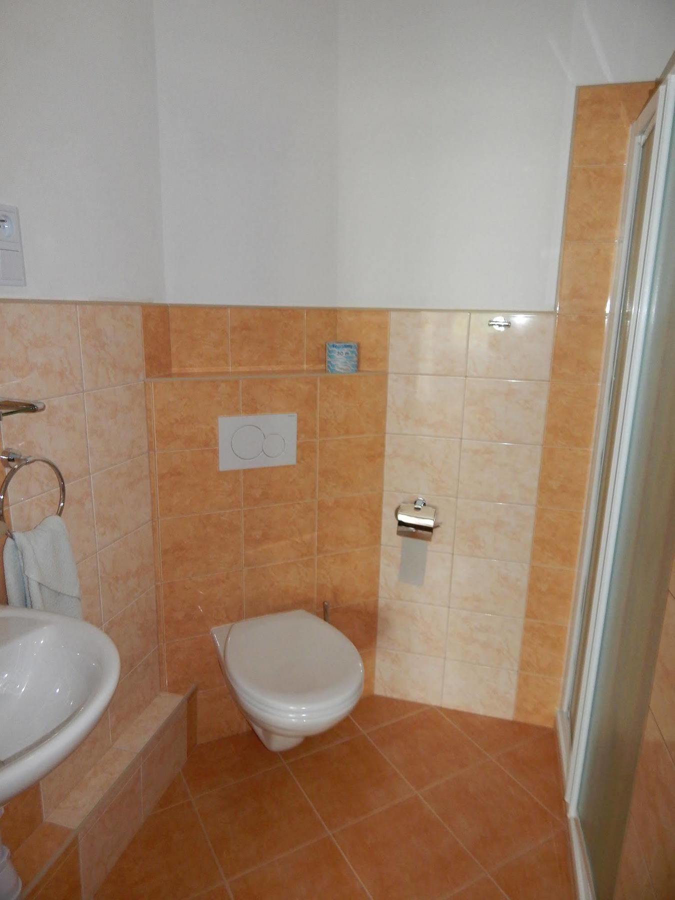 Abc Hotel Nitra 2*